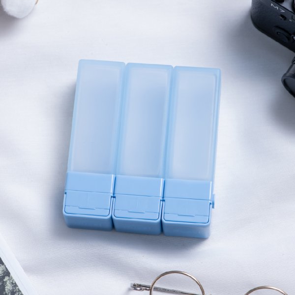 Suzzi CUBIC Travel Bottle - Blue - L 100ml - Three Piece Travel Set
